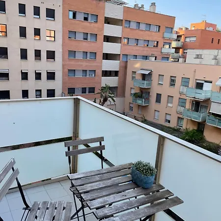 New! Amazing 2 Bedroom In Rambla Del Poblenou Apartamento *